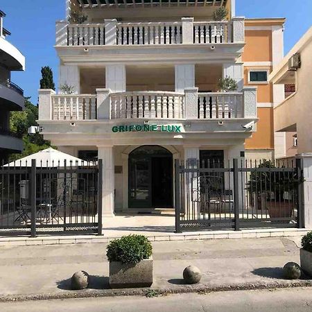 הרצג-נובי Apartments Grifone Lux מראה חיצוני תמונה